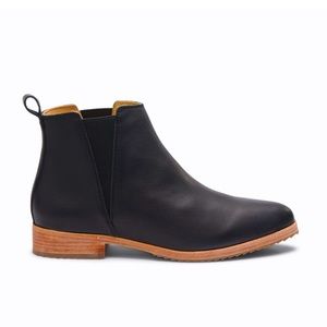 Nisolo Everyday Chelsea Boot black size 8.5